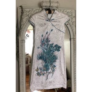 Vintage White Turquoise Oriental Peacock Dress